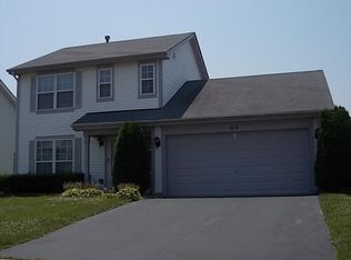 115 Sycamore Ave, Streamwood, IL 60107