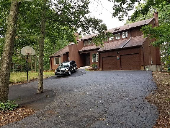 Parking for five cars