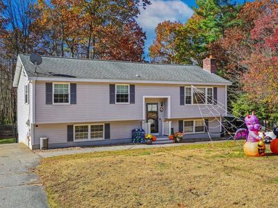22 Cardinal Lane, Litchfield, NH, 03052
