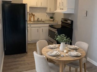 5680 Pardee Rd Unit 3, Dearborn Heights, MI 48125