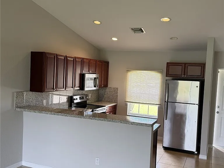 1817 Santa Barbara Blvd — Photo 3