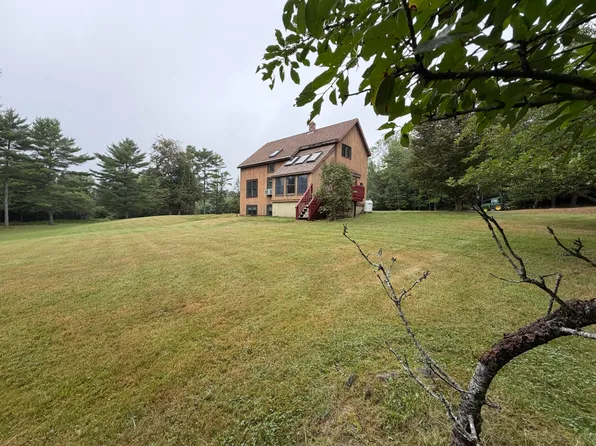 15 Patriot Drive, Carmel, ME 04419