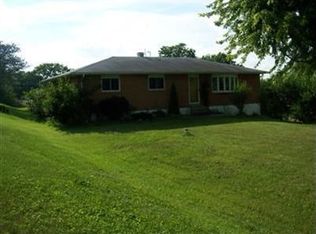 3353 Cedarwood Rd, Fairborn, OH 45324