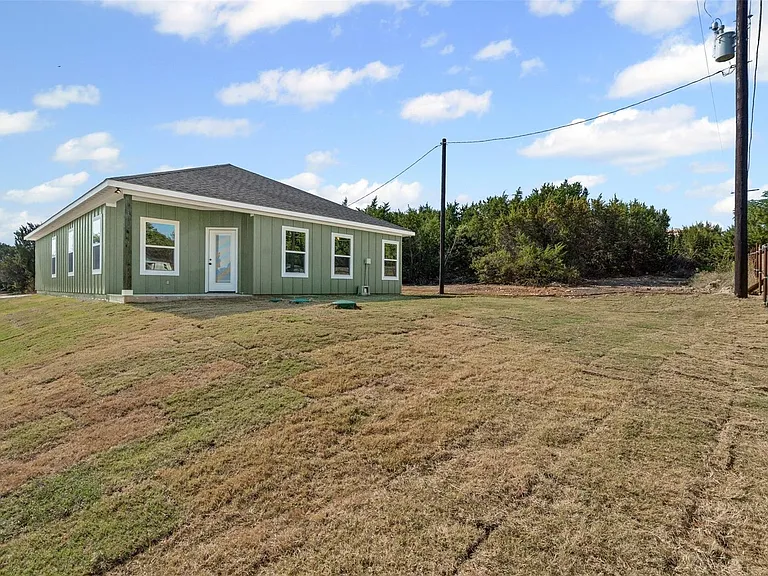 3402 Hilltop Rd — Photo 35