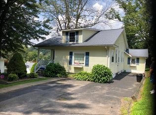 42 E Franklin St, Shavertown, PA 18708