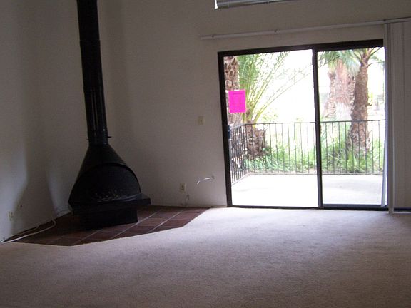 Fireplace in Living Rm