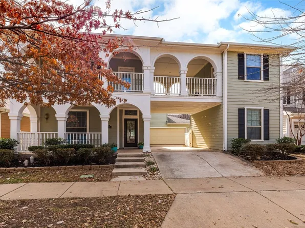 1806 Azalea Dr, Aubrey, TX 76227