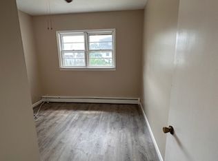 58 Monroe St FLOOR 1, Lodi, NJ 07644