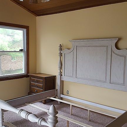 2nd image of 2704 Wrenhaven Dr