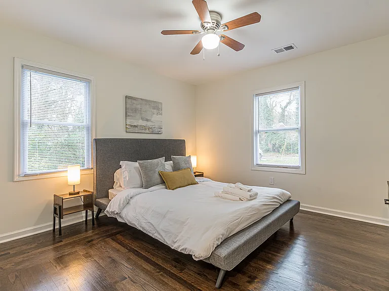 1215 Anchor Ter SW — Photo 13