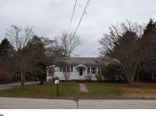 16 S Maple Ave, Tuckerton, NJ 08087