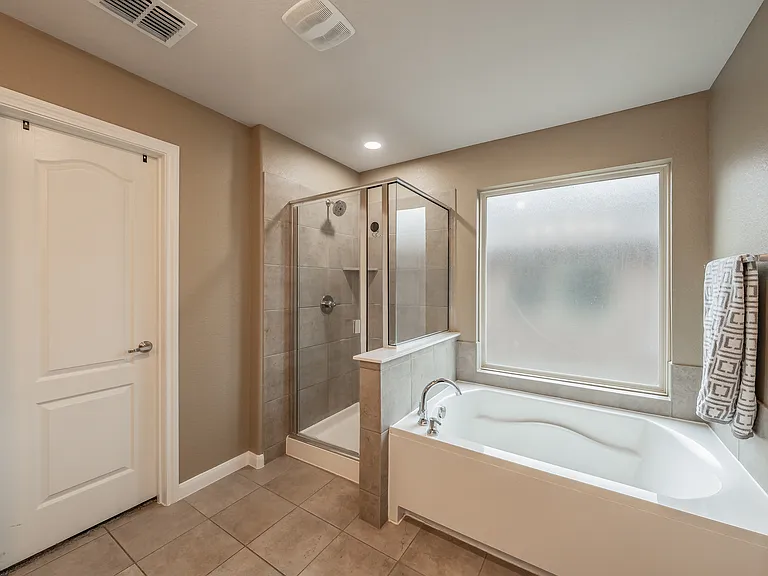 1116 Kingbird Ln — Photo 12