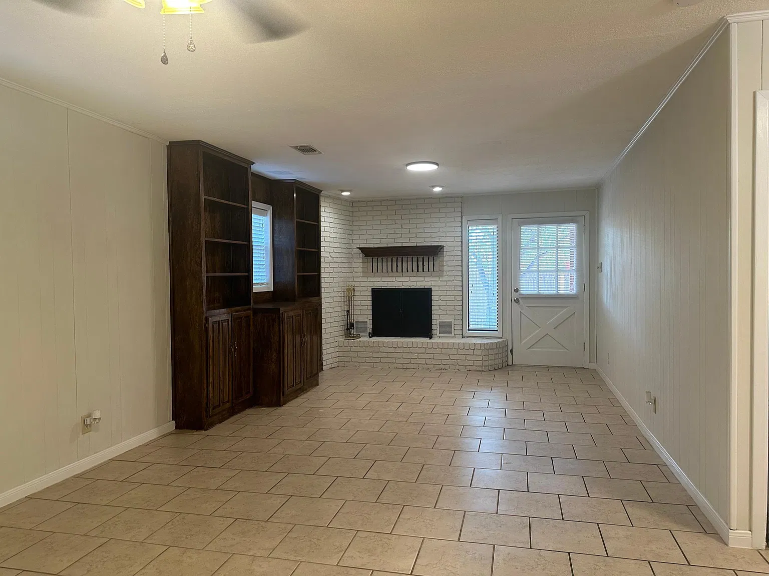 3 bed, 1469 sqft, $2,495 — Photo 4