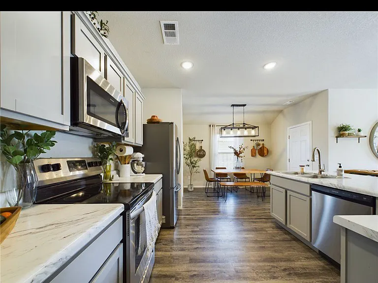 901 Belhaven Rd — Photo 13