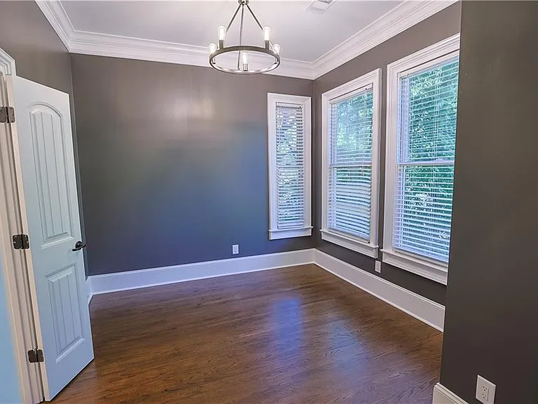 1294 Lenox Park Blvd — Photo 39