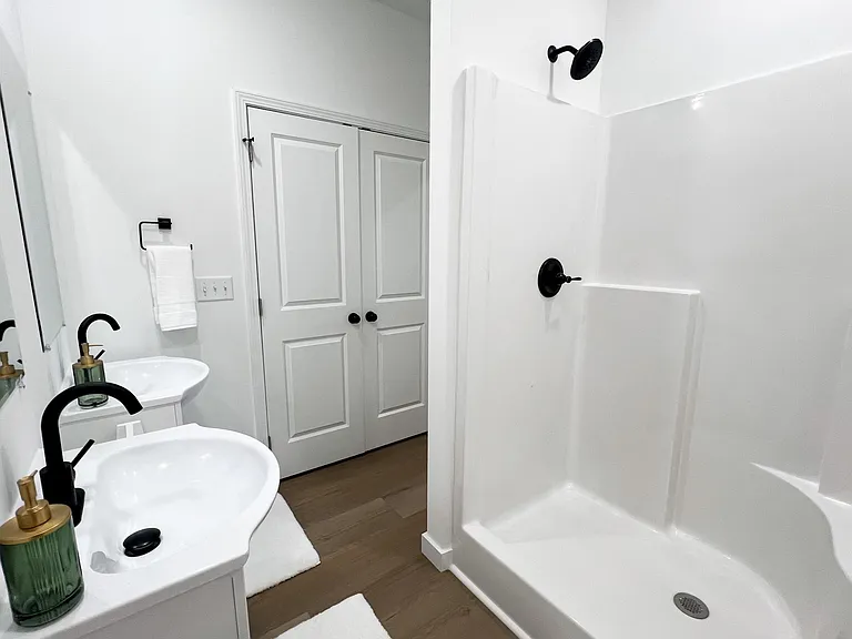 320 Hummingbird Ln — Photo 23
