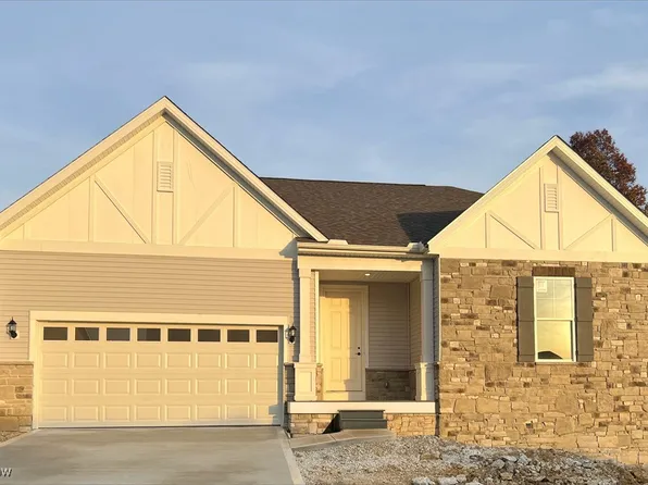 3963 Crest View Dr, Uniontown, OH 44685