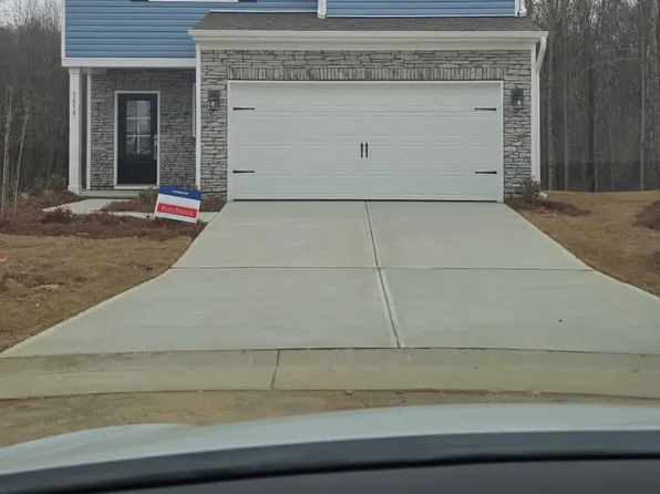 5658 Hydrangea St, Winston Salem, NC 27104