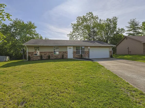 1116 Mohawk Dr, Lebanon, OH 45036