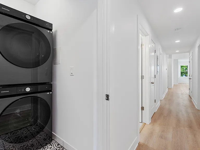 6423 N Washtenaw Ave #4 — Photo 15