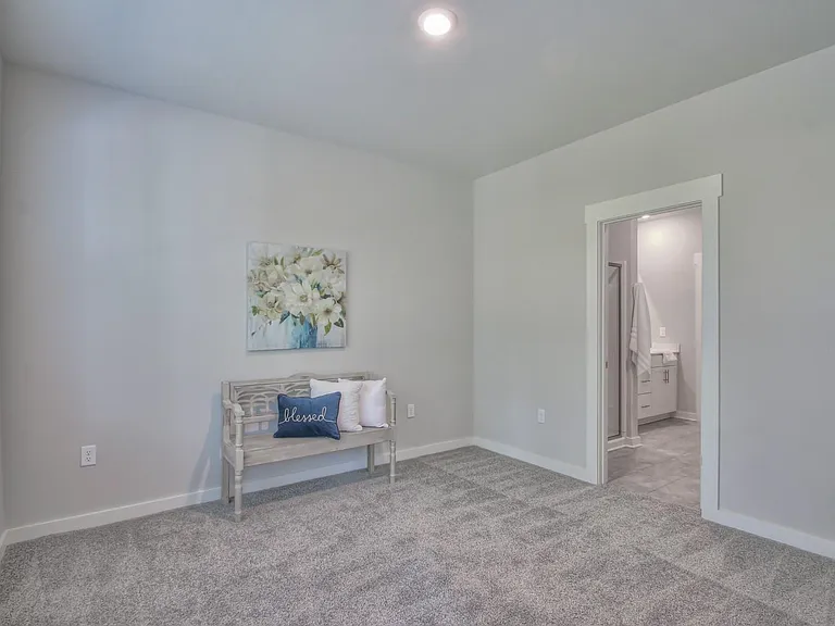 4218 Aragorn Way — Photo 4