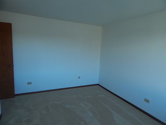 4th image of 7650 W Lawrence Ave Unit 310