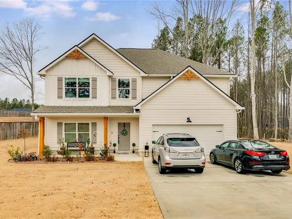 240 Tripp Ln, Carrollton, GA 30117
