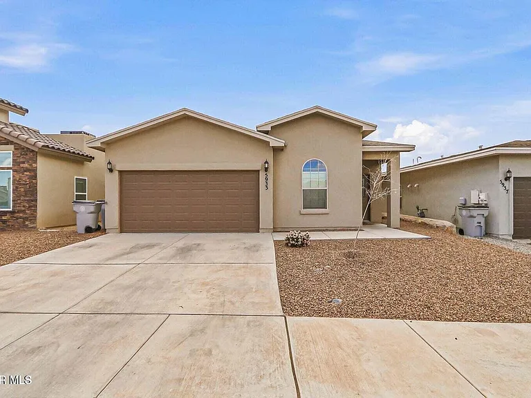 5933 Ruidoso Downs St — Photo 1