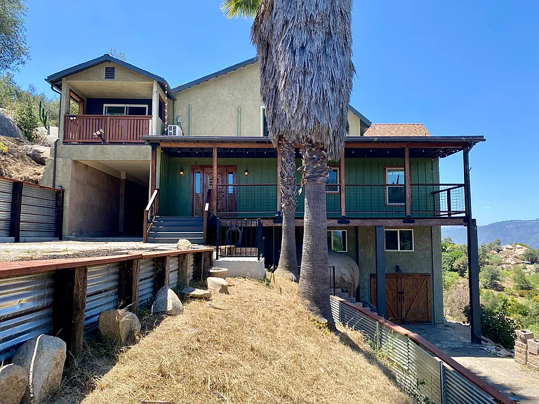 2761 Joan Ln — Photo 18