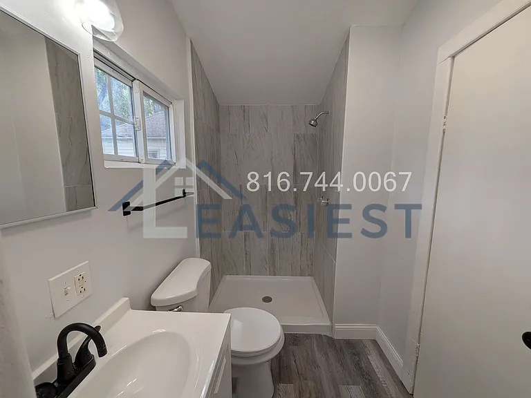 5637 Forest Ave — Photo 13