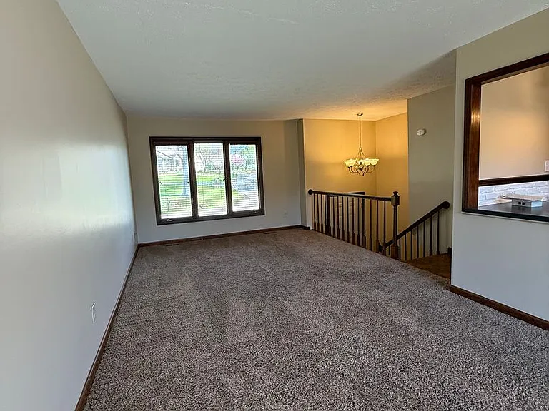 4445 N Deer Park Dr — Photo 26