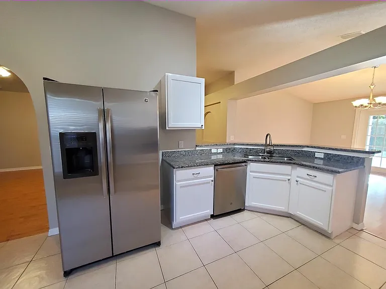 25002 Hyde Park Blvd — Photo 3