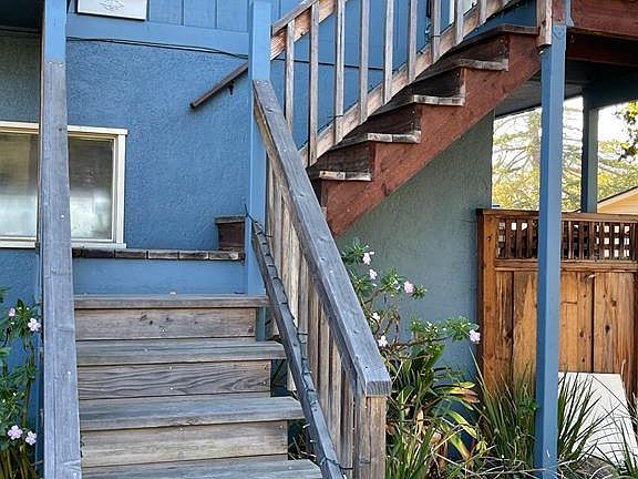 3rd image of 1712 Fernwood Way