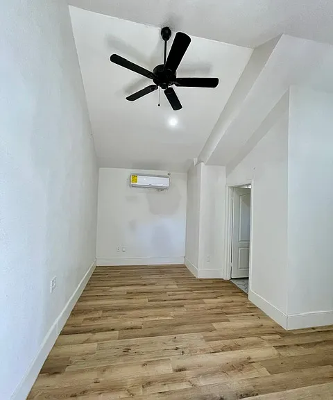 2107 Morrow Ave #B — Photo 3