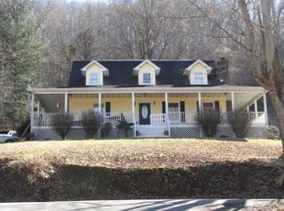 128 Webb St, Manchester, KY 40962