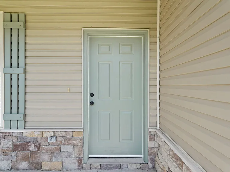 168 Green Paddock Cir — Photo 7
