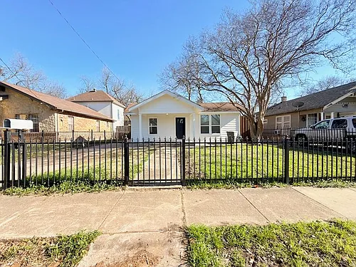 5214 Ash Ln Photo 1