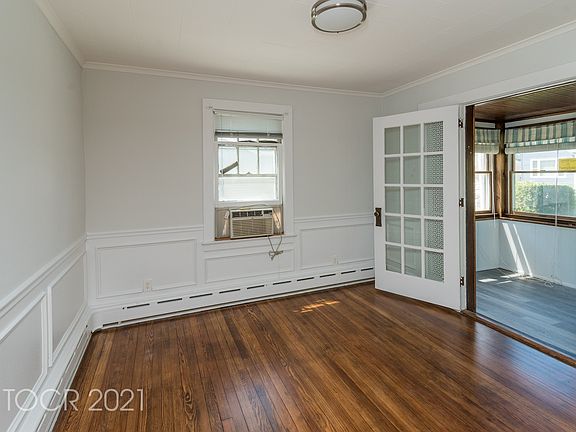 4th image of 27 Albert Ave #1