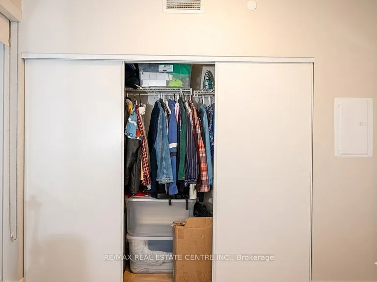 115 McMahon Dr #1701 — Photo 13