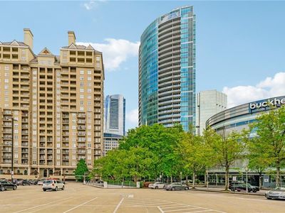 3334 Peachtree Rd NE APT 802, Atlanta, GA, 30326
