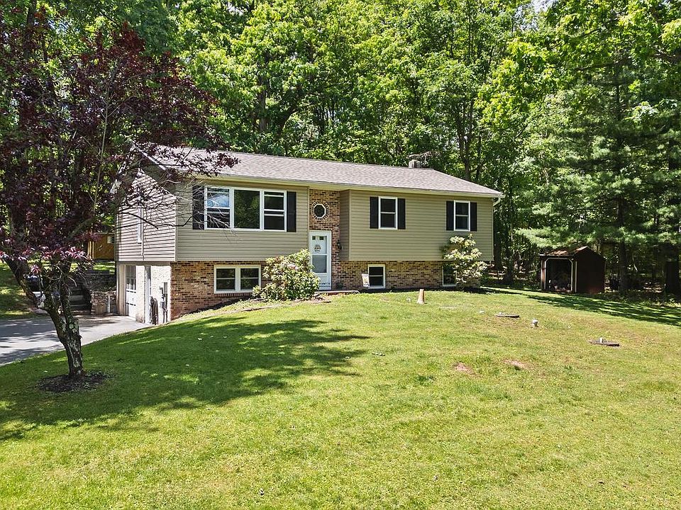 1st image of 129 Beechwood Dr