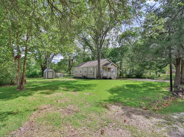 11913 25th St, Santa Fe, TX 77510