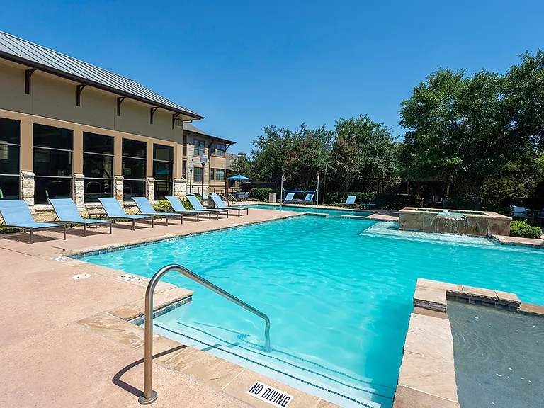 Vista Ridge Apartment Homes — Photo 7