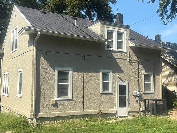 2nd image of 2573 Ida St