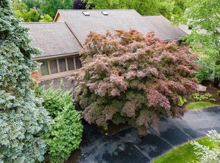 4851 Park Hill Ct, West Bloomfield, MI 48323