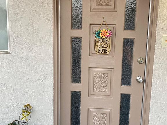 3rd image of 404 Yukon Ave