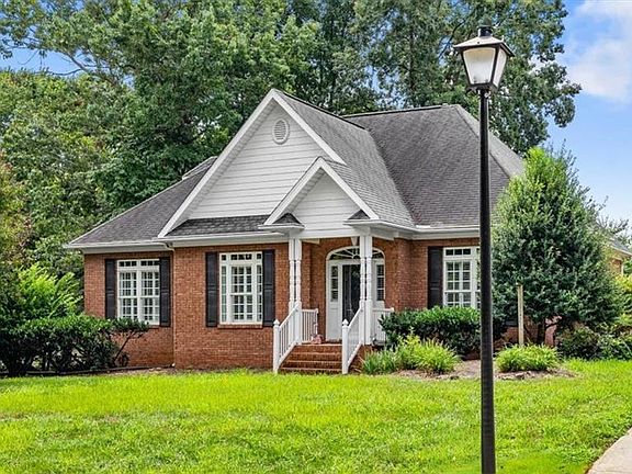 2nd image of 5250 Meadowlark Glen Ln