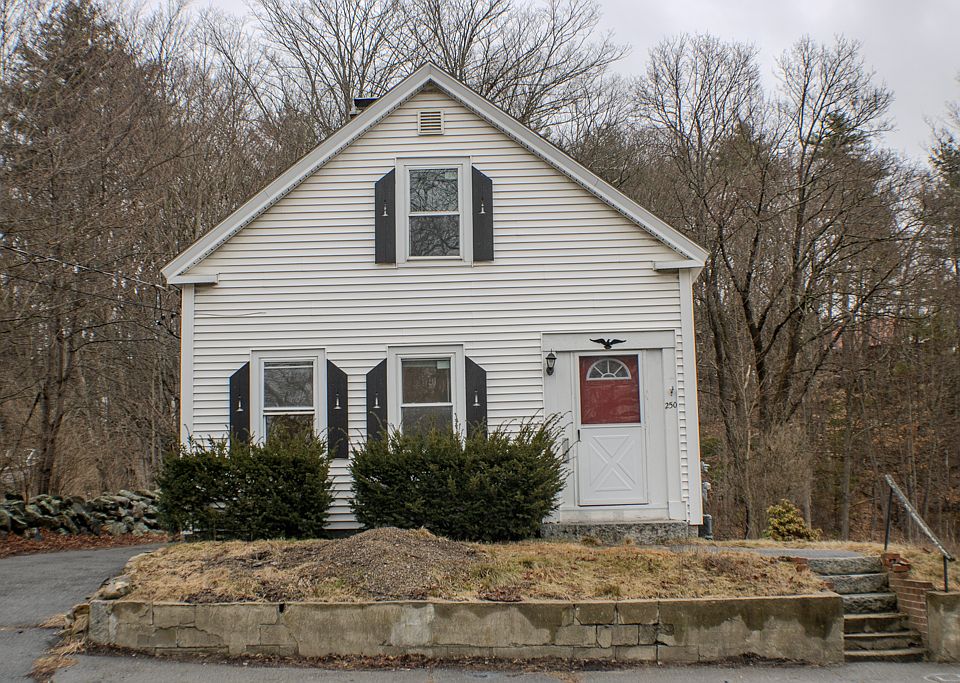 1st image of 250 Ashburnham St