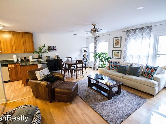 5th image of 1414 Elmwood Ave APT 3B