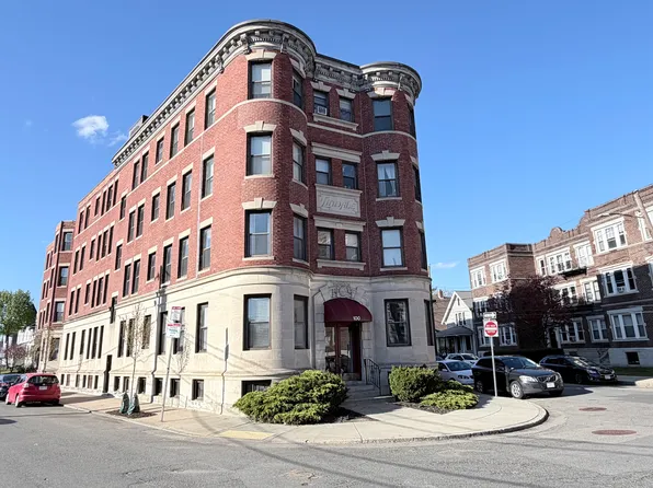 100 Linden St, Allston, MA